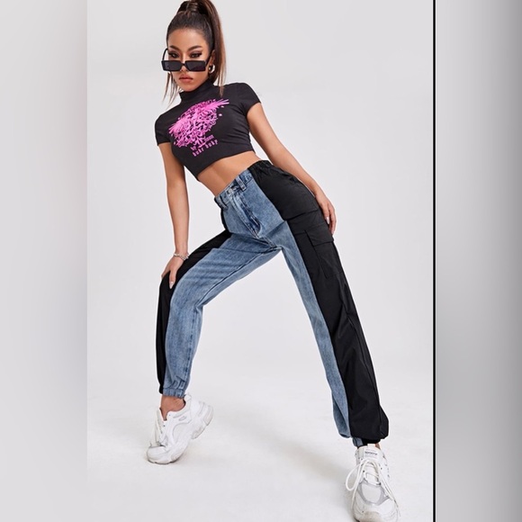 Two-Tone Elastic Hem Jeans - Picture 6 of 6